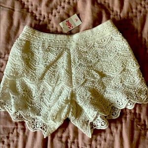 Justice lace shorts size 6/7